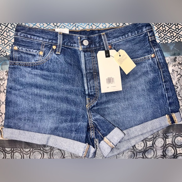 Levi’s 501 Long Shorts - Picture 5 of 8